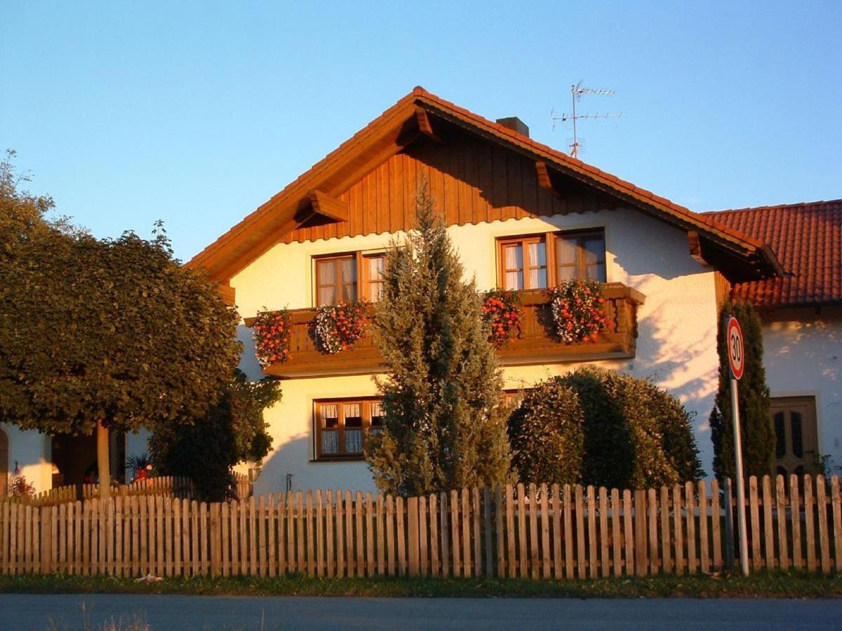 Landhaus Petra บาดฟึสซิง ภายนอก รูปภาพ